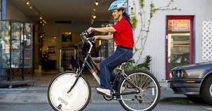 Evelo Omni Wheel turns almost any bike into an electric bike