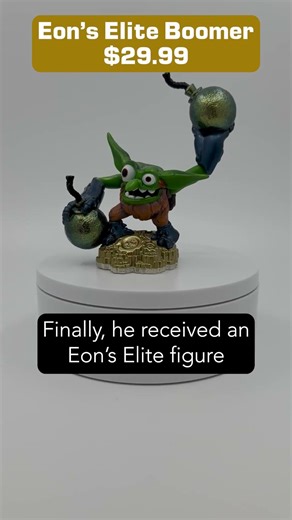 Figure Focus Shorts - Boomer & Dino-Rang