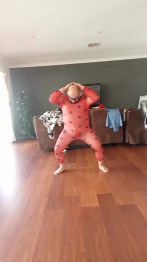 Miraculous Simply the Best - Miraculous Ladybug Cosplay Entertainment