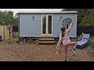 Wow Look at the Shepherds Hut we stayed in! Featuring Horses and Dogs! Soon to be an AIRBNB!