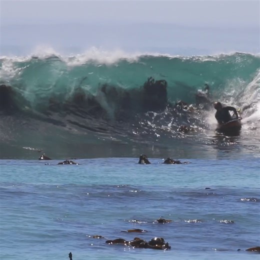 #bestof24 Hankus Loubser @hankus_loubser charging at home in South Africa & The Canaries. Filmed by Debbie Jamieson & @danielmeana.waves | We Bodyboard