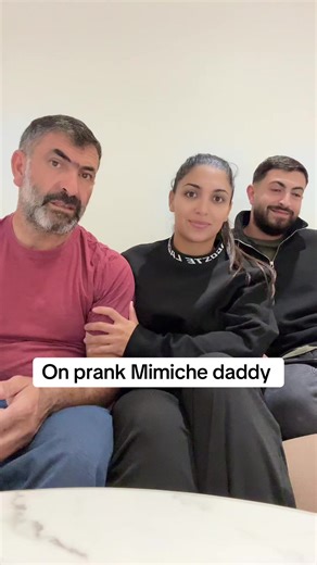 Caméra cachée et histoires de famille