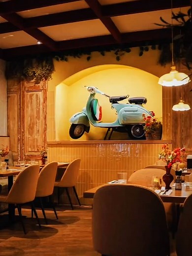 Il Vicoletto Italian Restaurant | Netherlands Furniture designed & manufactured by K2 Contract Furniture For architects & interior designers. Create your wish list online. #K2ContractFurniture #ContractFurniture #RestaurantFurniture #FurnitureManufacturers #HospitalityProjects #B2BFurniture