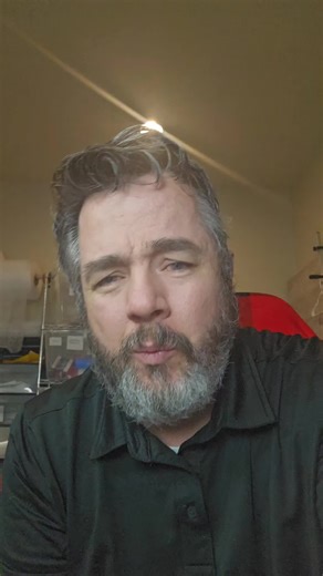 Retro game console. Handheld.