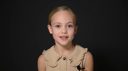 俄罗斯小模特Viola 10岁自我介绍