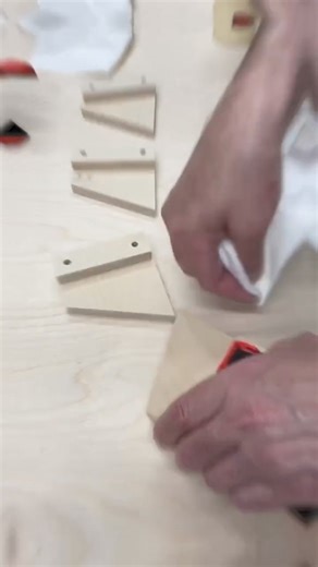 Versatile and Durable Clippix Plastic Spring Clamps by BESSEY! 🌟 BESSEY's XCL needle nose plastic spring clamps offer speedy application and removal, perfect for light-pressure tasks. Made from durable polyamide with soft cushion-grip handles, these clamps are available in various sizes, choose between the XCL needle nose spring clamps, for those hard-to-reach spaces or the XC premium spring clamps for your light-duty projects. Click the link below to learn more! https://loom.ly/_eDdtqc (🎥IG: 