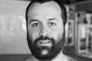 Romper los márgenes del pensamiento computacional: una pedagogía que construye desde dentro