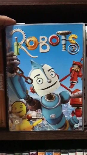 Robots (2005) #dvdcollection #dvd #dvds #DVD #movie #animetion #robots #robotsmovie #blueskystudios #20thcentury #ewanmcgregor #halleberry #robinwilliams #amandabynes