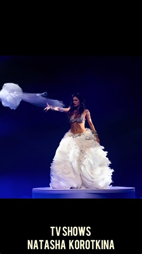 🌬️#happynewyear #tvshow #bellydance #girls #christmas | belly dance