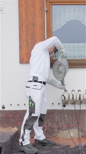 Die ISOTEC-Horizontalsperre gegen aufsteigende Feuchtigkeit