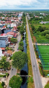 84K views · 1K reactions | Yang pernah kuliah atau yang sedang kuliah di daerah sini pasti sering melalui jalan ini, karena memang jalan ini sangat dekat dengan kampus seperti Untan, UMP, dan Polnep . Jalan Sepakat 2 Pontianak, Kalimantan Barat #pontianak #kalimantanbarat #dronevideo | Panora Drone | Facebook