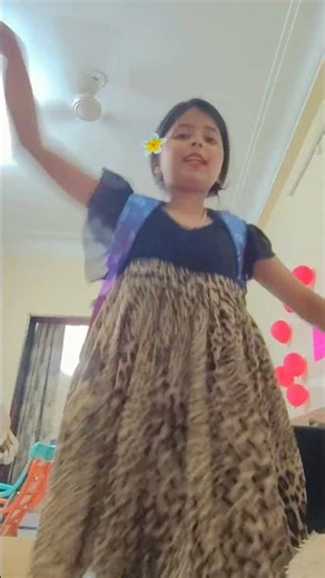 🎒 Backpack Trend Dance | Cute 8-Year-Old Dance Performance