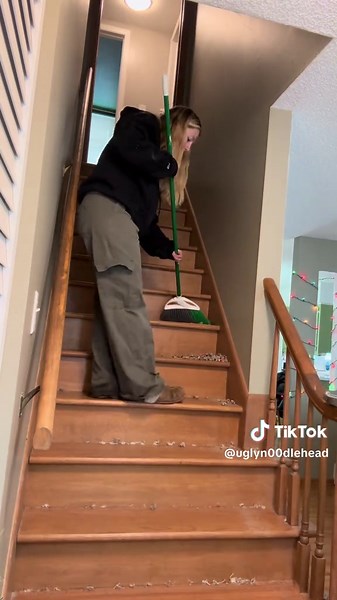 Be honest does it look like trash - also I’m fully aware it’s too short I forgot these stairs had an extra step #DIY #stairs #houserenovation