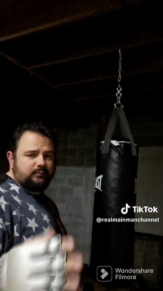 Everlast 75 Pound Heavy Bag Quick Review.