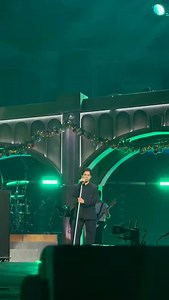 6.7K views · 893 reactions | Jonas Brothers brought out Isaac Slade of “The Fray” to perform “How To Save A Life” : yisingkao on X #JoeJonas #NickJonas #KevinJonas | Follow @jonasdailynews_ for more. | Jonas Brothers Daily News | Facebook