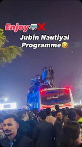 Bus 🚐❌Ke uper to dekho🤣 #jubinnautiyallive #agartala #tripura #concert #live @jubin_nautiyal | Abhijit Acharya Vlogs