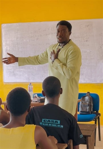 Modeling Lessons from Experts