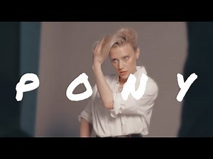 Kate Mckinnon- The Cat Lady