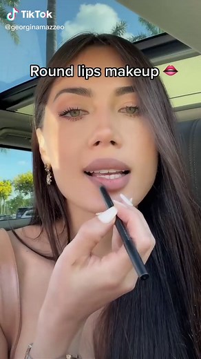 Round Lips Makeup Tutorial for Beautiful Lips | Makeup Tips