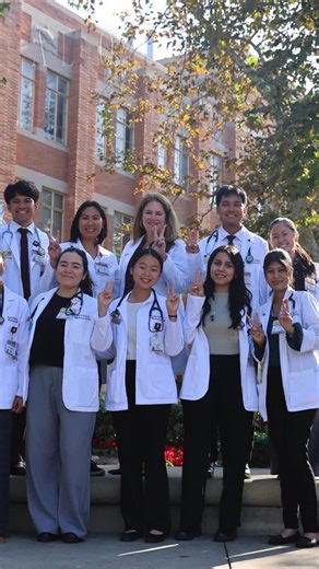 USC Primary Care PA Program on Instagram: "From campus moments to milestone memories—what a year it’s been at USC. ✨❤️💛 Thank you to our students, faculty, staff, alumni, and Trojan Family for making every moment count. Here’s to celebrating the wins, learning from the challenges, and stepping into the new year together. Happy Holidays and Fight On to an even brighter year ahead. ✌️🎄✨ #FightOn #USC #TrojanFamily #YearInReview #HappyHolidays Grateful LookingAhead"