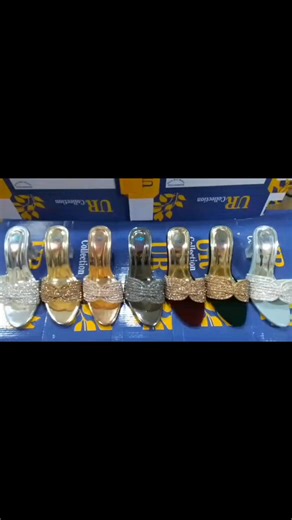 السلام علیکم فینسی کوالٹی کا مال کرخانہ ریٹ پر خریدنے کے لیے ہم سے رابطہ کریں صرف ھور سیل حضرات ہی رابطہ کریں: رابطہ نمبر واٹس ایپ 03079483550 #URCollection #wholsale #viral #fyp | UR Collection | Facebook