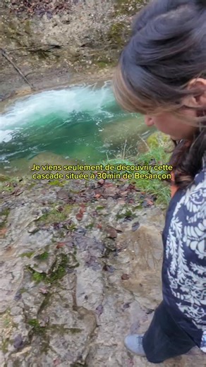 Mona | Je mange, je vis, je partage on Instagram: "Encore tellement d'endroits à visiter ici 💖 📍Cascade de l'Audeux 25530 Chaux-lès-Passavant #cascade #franchecomte"
