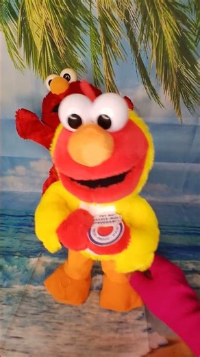 Elmo chicken dance #sesamestreet #satisfying #ytshort