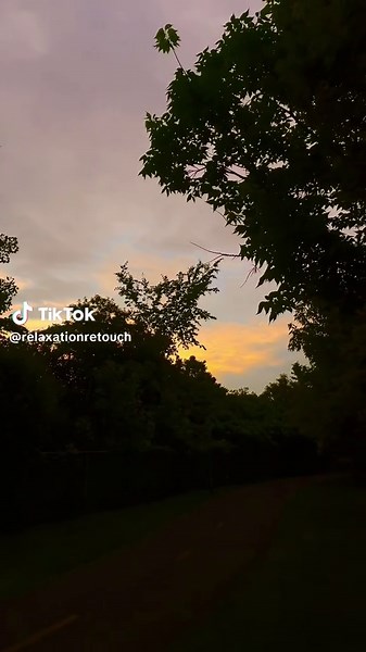 Why are you crying Lain?.. #fyp #relaxing #sunset #sky #foryoupage