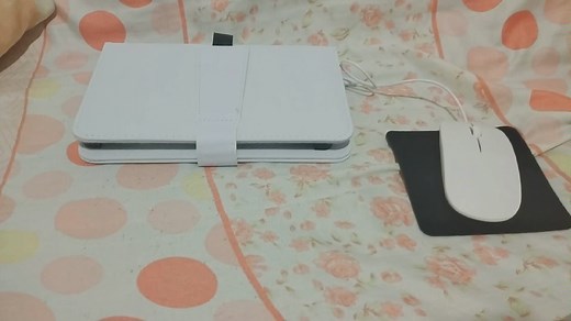 能够用键盘玩手机游戏？手机外设来了！