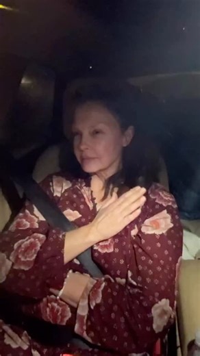 Ashley Judd on Instagram: "821 miles. 18 hours. 1 dress. A paper atlas the thickness of a small novel. Curiosity and wonder everywhere. A classic American road trip: alchemizing prudent planning & allowing for serendipity and surprise. Snowy Shenandoah! A satisfying, fresh, sticky stamp in my National Park passport. Jim’s Steak & Spaghetti, Huntington, West Virginia. A James Beard Award winner for PIE! My beloved Uncle Mark is no fool. That’s where he took Aunt Middy on their first date! (Note: 