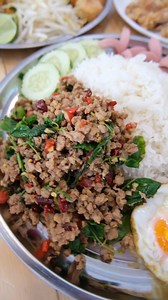 163 reactions · 14 shares | ใครจะไปคิดว่าร้านข้าวมันไก่ โจ๊ก ผัดไท戀...