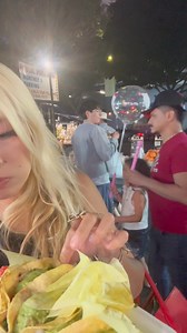 78K views · 2K reactions | The tacos at the night markets in LA always hits 凉 | Raìna | Facebook