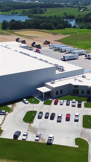 Turning 60 makes you think about what’s next. Do you sell the company and move on or keep building it with your kids? For some, the legacy means more than the exit plan. | Bulk Loads