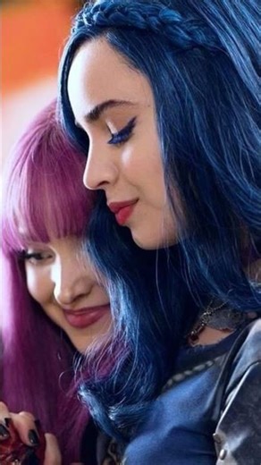 Pictures of Mal and Evie from Descendants 1-2 #descendants #disney #mal