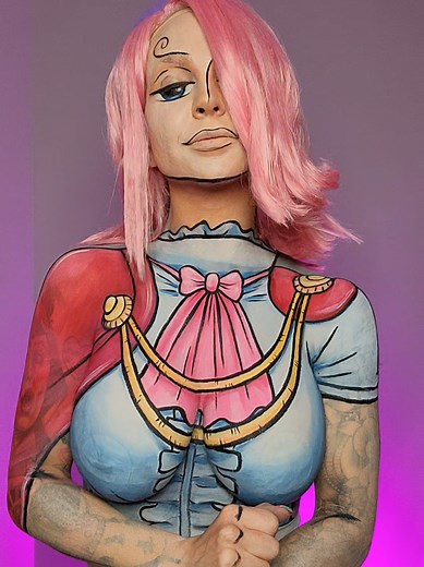 Vinsmoke Reiju Body Art in One Piece Cosplay