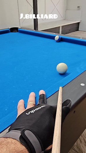 How To Shot Frozen Ball Down The Rail #8ballpool #billiards #trickshots #poolparty #billiardsgame #8pool #billiard #snooker #poolball #fyp