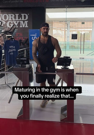 The Elite Lifestyle Coaching App 📱 🏋️‍♂️ I created this app to give you everything you’re going to need to make 2025 your most successful year in your health and fitness. Inside the app you will have access to: 🔹 Tailored Workout Programs: Customizable Gym or at Home workout plans that are tailored to your goals that allows you to adjust the the plan to meet your schedule availability and experience level. 👉 You will also get access to my entire exercises data base with video tutorials to te