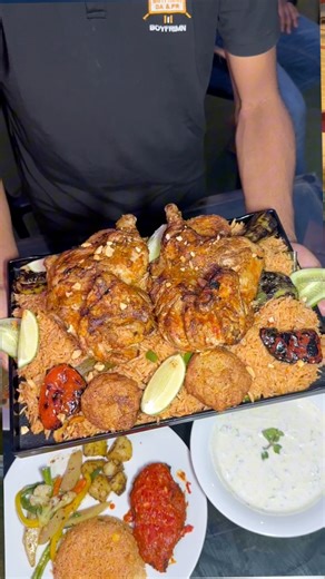 মাত্র ৩৭৫ টাকায় আস্ত চিকেন দিয়ে এরাবিয়ান খেপসা এবং ২৯৯ টাকায় পেয়ে যাচ্ছেন তিন তিনটা মজাদার প্ল্যাটার | Metro Escape