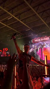 WELCOME TO THE BLOCK PARTY SAINT LOUIS! Blockheads, you know how to party 🤩 Dress code: NEON - New Kids On The Block | Live Nation St. Louis