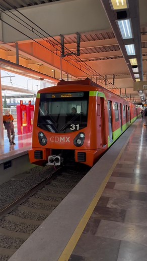 Explorando la Linea 12 del Metro de la Ciudad de México a Tlahuac