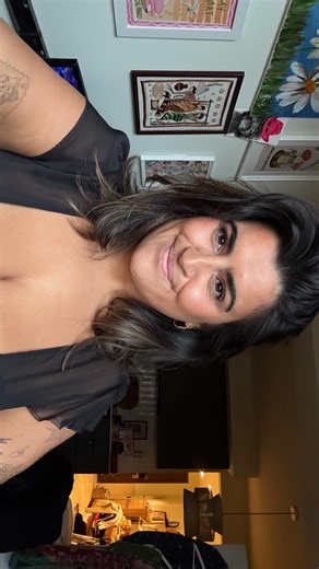 Rosie | big sis vibes on Instagram: "ad - no joke !! my new favourite foundation !! So lightweight, full coverage, super long lasting annnnnd dewy not cakey? A dry skin girl’s dream come truuuue 🐞🎩🖤 @yepoda ‘dewy day’ foundation, prepped with the ‘make my day cream’ and ‘mist have’ xxx"