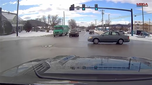 One wrong move - how highway chaos turned into disaster in seconds