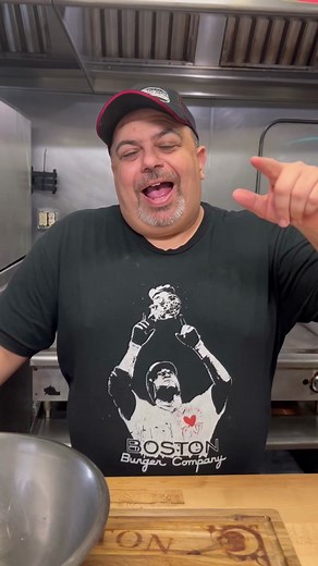 Delicious Crab Rangoon Dip Recipe for Your Next Holiday Gathering