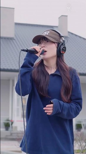 【 同録 】優しく澄んだ歌声！ " アズサアユミ " オリジナル曲「 Butterfly 」 ストリートテイク 同録 8K Quality 撮影場所：横須賀市ヴェルニー公園） #歌うま