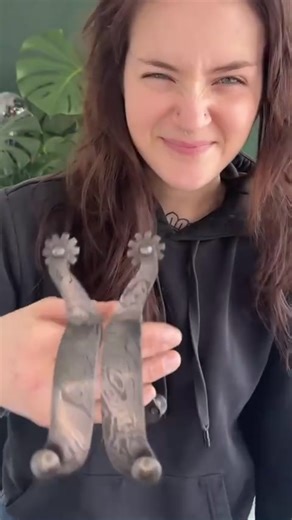 Artisan Damascus One-Piece Spurs: A Labor of Love