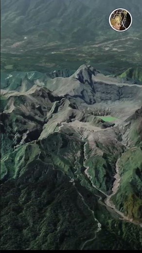 This is the Uniqueness of Mount Kelud Peak in East Java #shorts
