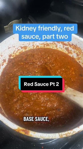 Cooking shouldn't compromise your health! 🌱 Here’s my easy kidney-friendly Italian gravy recipe with peppers instead of tomatoes to keep potassium low. Let’s embrace flavor without sacrificing well-being! #KidneyHealth #HealthyCooking #ItalianFlavors #KennyWarrior #fypシ