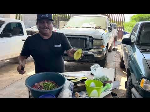 Nos fuimos al taller a prepararles comida a los plebes // El Marisquero Mapache