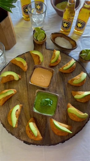 Our specialty of the house!! Shrimp and cheese Empanadas 🍤 😋🔥 Come try for yourself, your return is guaranteed!! #seafood #shrimpempanadas #freshseafood #smallbusiness #latinos #losangeles #viraltiktok #foryoupage #fyp