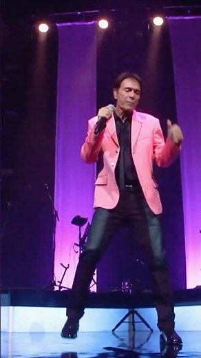 This month is 67 years since Cliff Richard topped the charts with his 1st #1 single, ‘Living Doll’